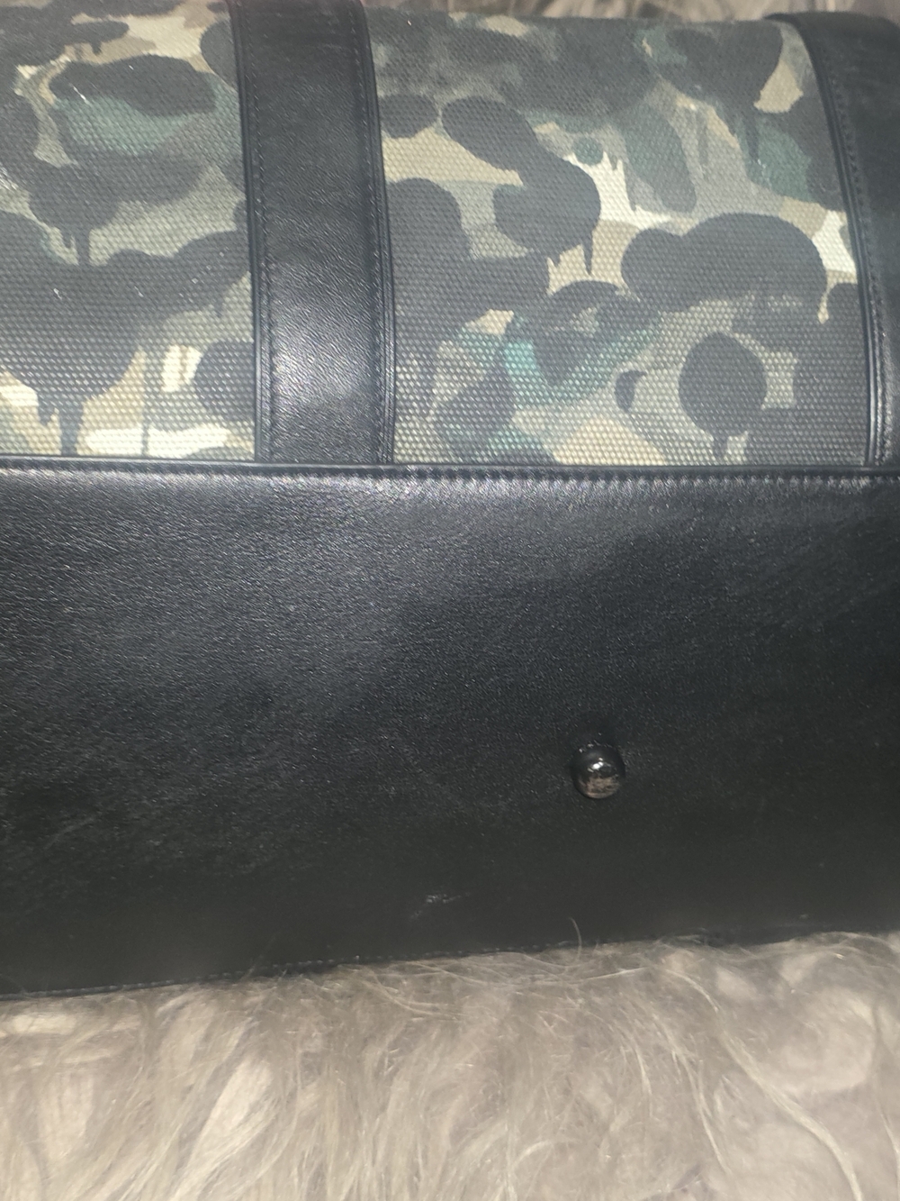 Gotham 45 Coach Green Camouflage Duffel with Black Leather Trim - Picture 7 of 8